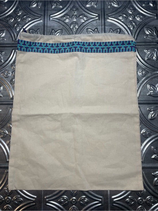 Tory Burch Handbags - TORY BURCH Ivory w/ Blue Trim Drawstring Closure Shoe Dust Bag